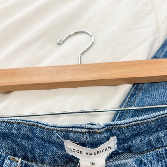 Good American Good Curve Straight Jeans Blue High Rise Raw Hem Size 18 EUC - Picture 3 of 7